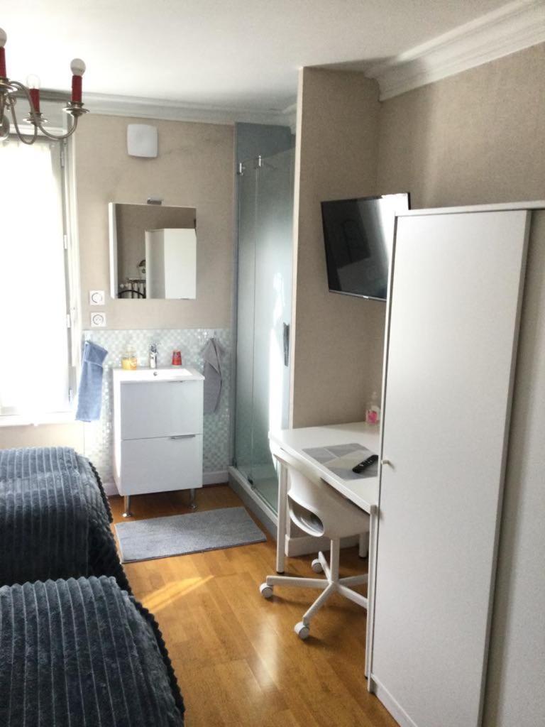 Ferienwohnung Couleur Framboise Longwy Exterior foto